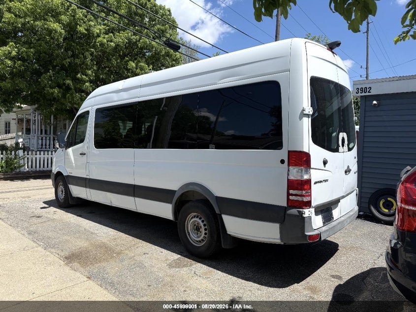 2015 MERCEDES-BENZ SPRINTER 2500 auction photo 3