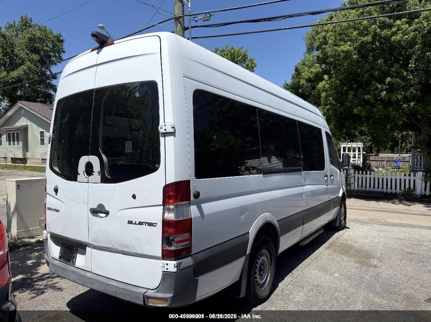 2015 MERCEDES-BENZ SPRINTER 2500 auction photo 4