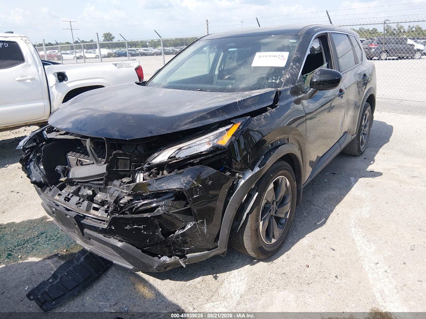 2026 Nissan Rogue Sv, Front End, IAAI, VIN 5N1BT3BA6TC691248 — photo 2