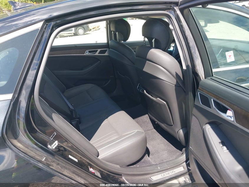 2017 GENESIS G80 3.8 · Фото 8