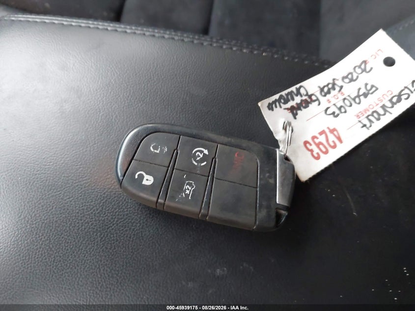 JEEP GRAND CHEROKEE - zdjęcie 11