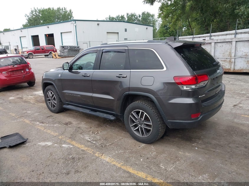 JEEP GRAND CHEROKEE - zdjęcie 3