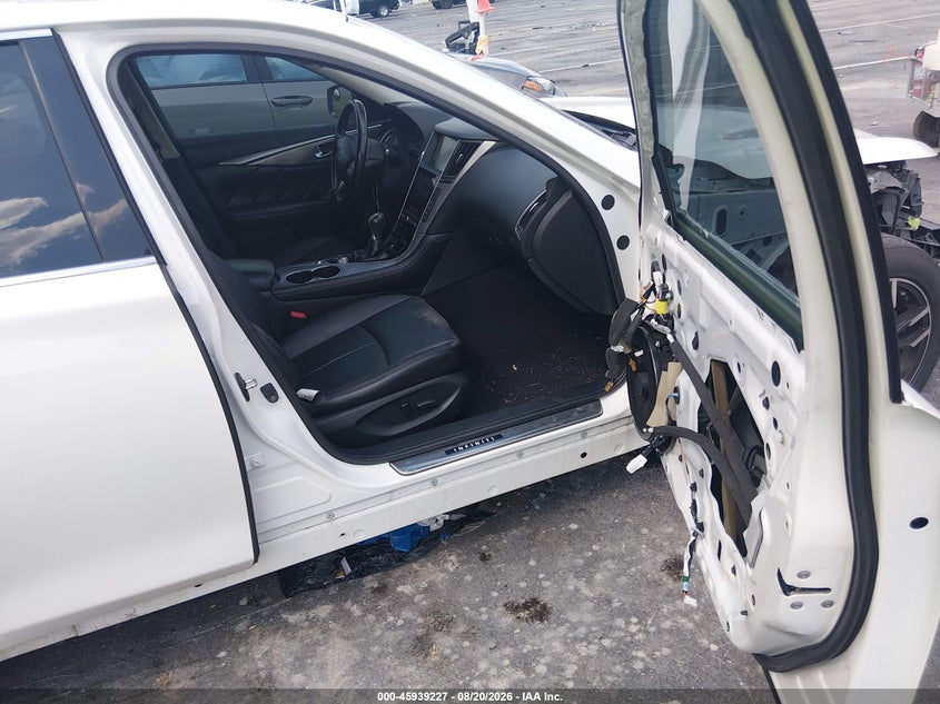 2015 INFINITI Q50 auction photo 5