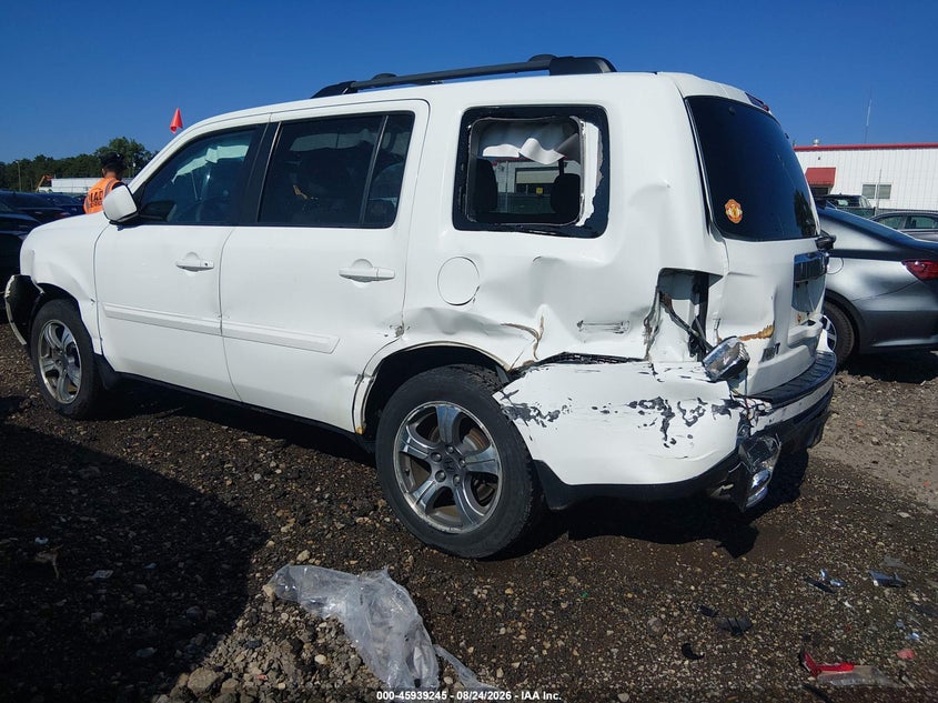 2015 HONDA PILOT auction photo 3