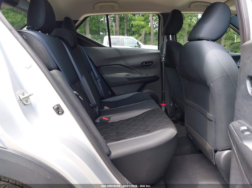 2020 NISSAN KICKS auction photo 8