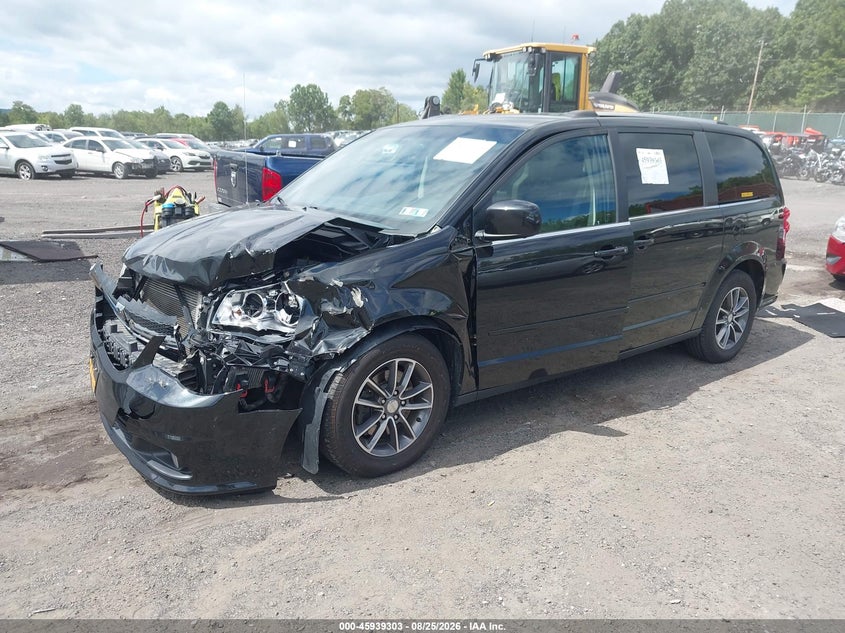 2017 DODGE GRAND CARAVAN auction photo 2