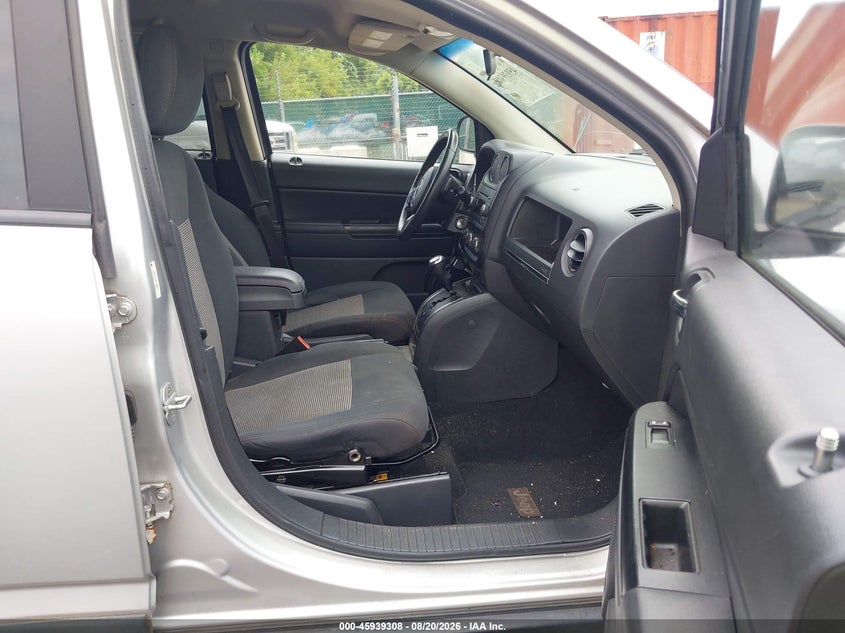 2011 JEEP COMPASS auction photo 5