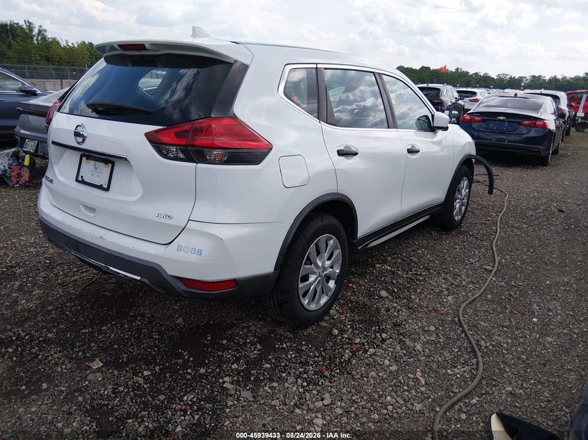 2017 NISSAN ROGUE auction photo 4