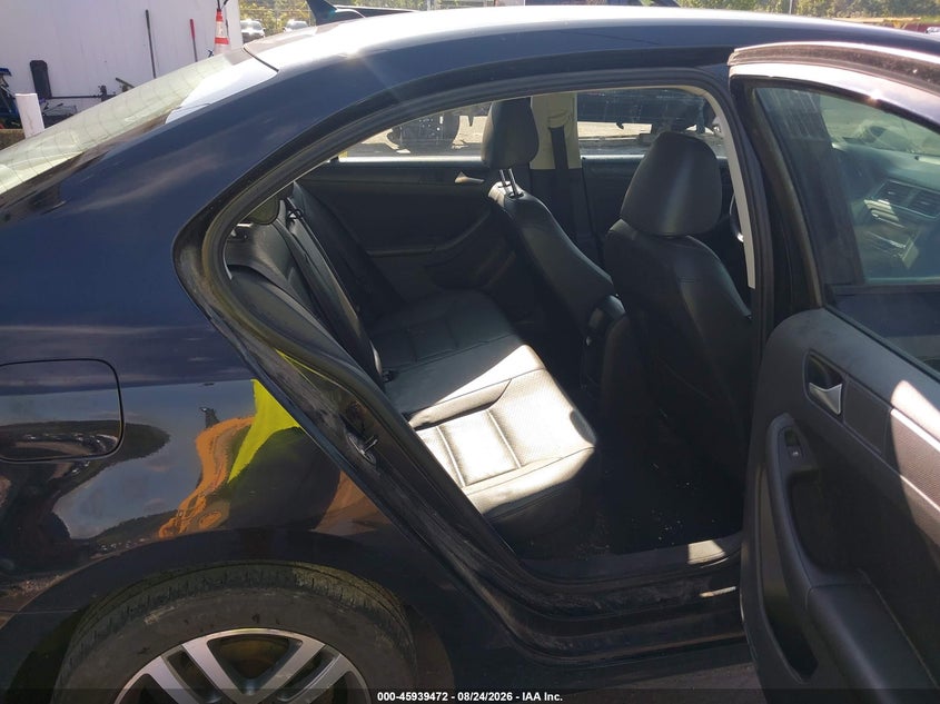 VOLKSWAGEN JETTA 2014 VIN 3VWD17AJ7EM365680