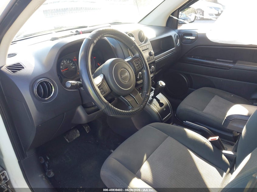 2013 JEEP COMPASS auction photo 5