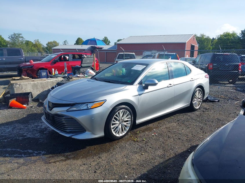 2019 TOYOTA CAMRY auction photo 2