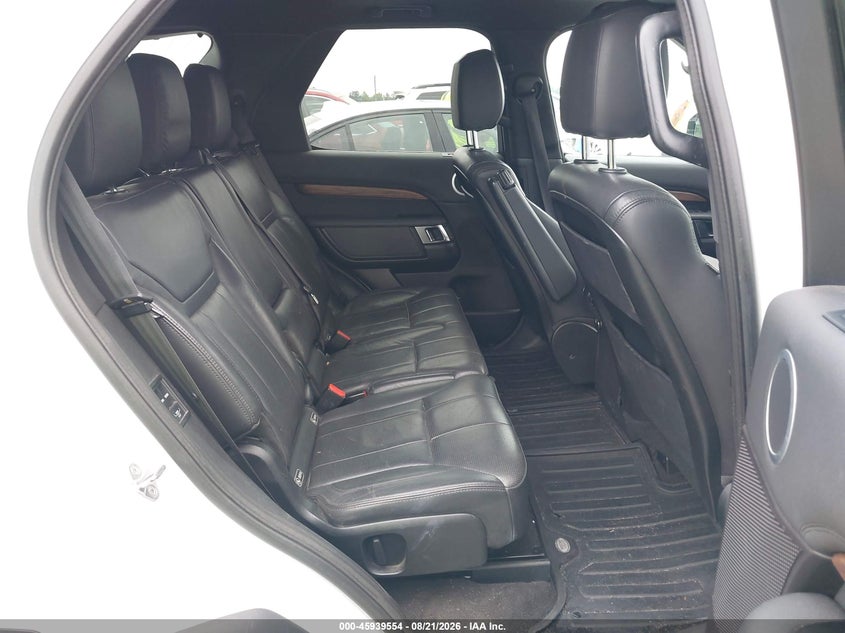 2017 LAND ROVER DISCOVERY auction photo 8