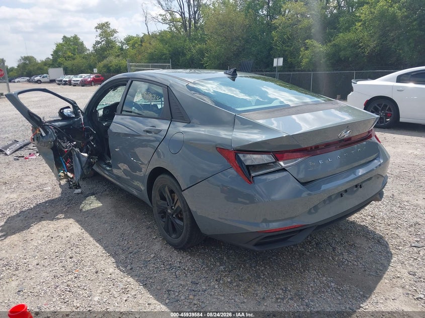 2022 HYUNDAI ELANTRA auction photo 3