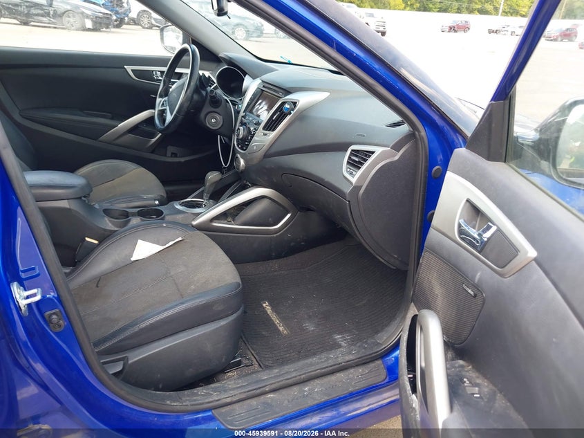 2014 HYUNDAI VELOSTER auction photo 5