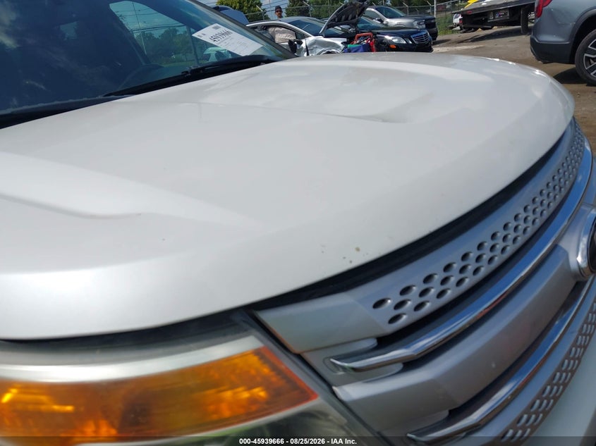 FORD EXPLORER 2011 VIN 1FMHK7D88BGA76173