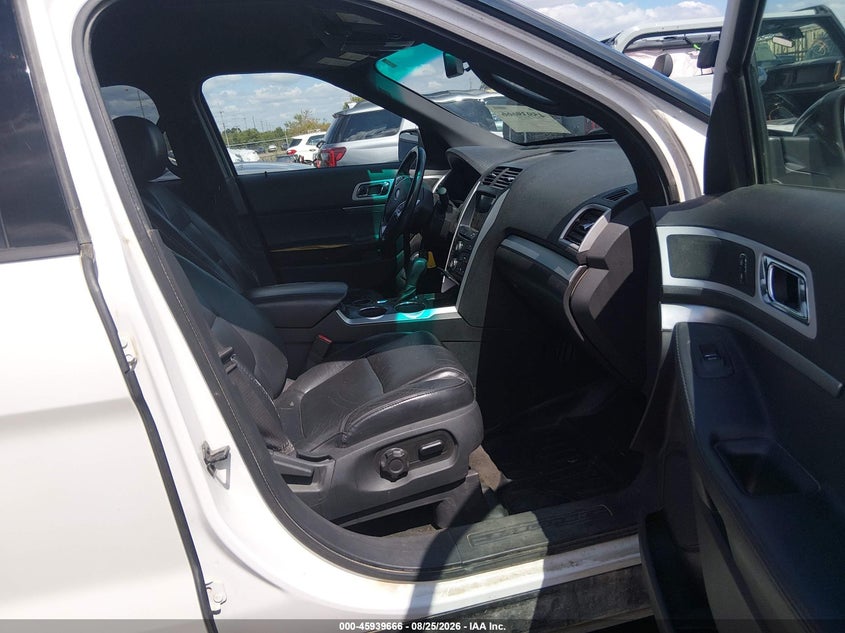 2011 FORD EXPLORER auction photo 5