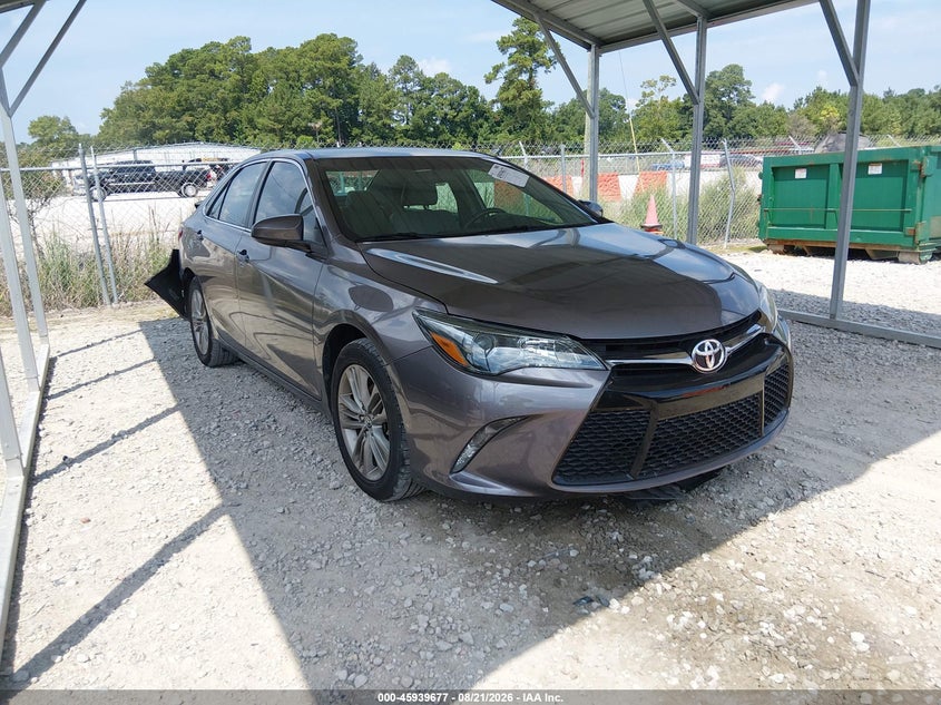 TOYOTA CAMRY - zdjęcie 1