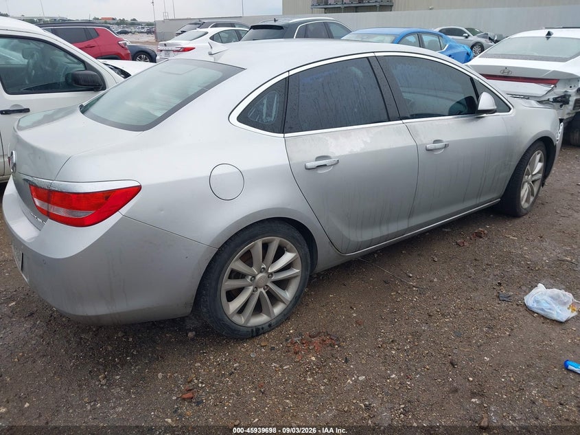 2013 BUICK VERANO auction photo 4