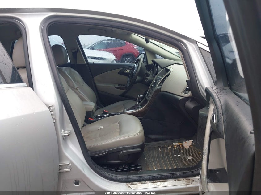 2013 BUICK VERANO auction photo 5