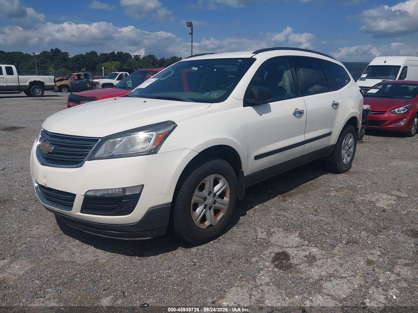 2015 CHEVROLET TRAVERSE auction photo 2
