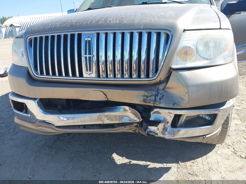 2006 LINCOLN MARK LT auction photo 6