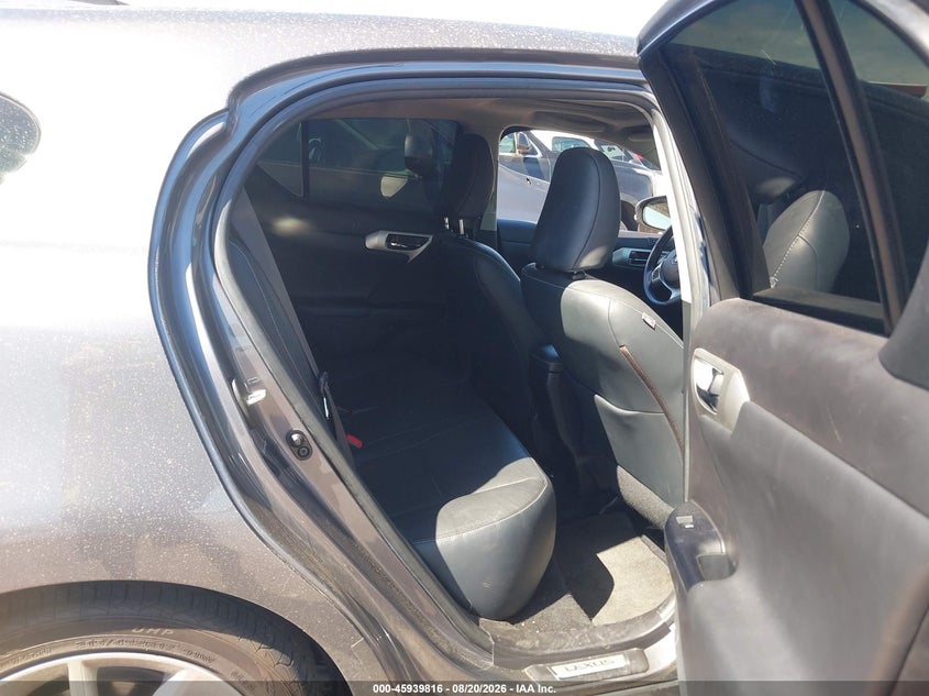 2012 LEXUS CT 200H auction photo 8