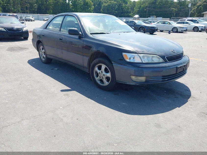 1998 LEXUS ES 300 auction photo 1