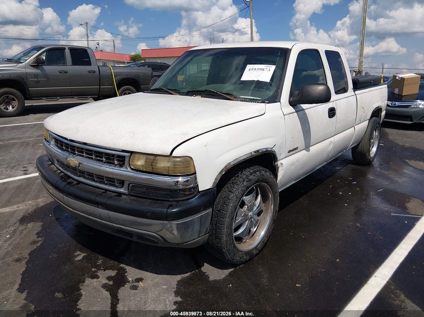 2002 CHEVROLET SILVERADO 1500 auction photo 2