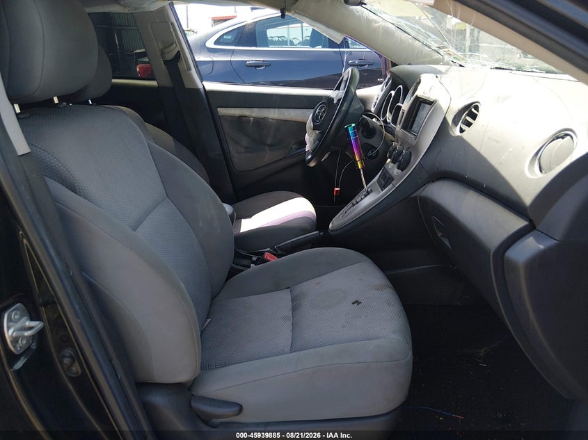 2010 TOYOTA MATRIX — zdjęcie 5