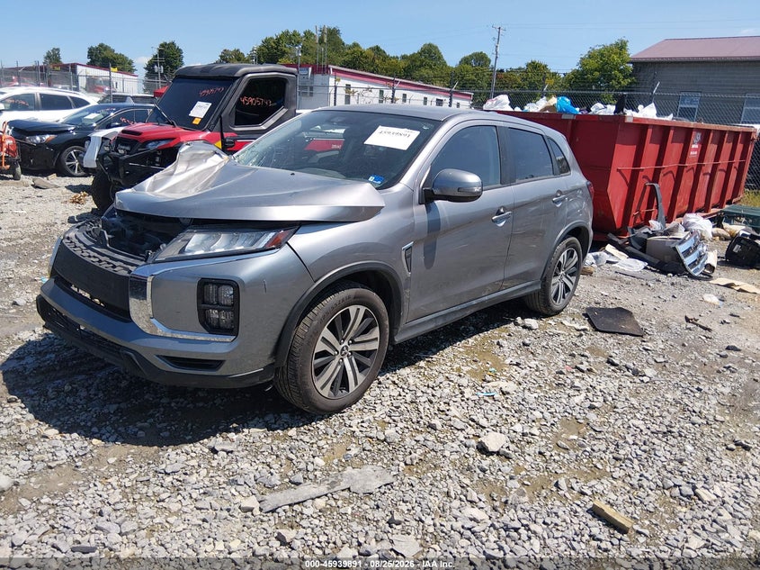 2020 Mitsubishi Outlander, Right Front, IAAI, VIN JA4AR3AU3LU023566 — photo 2