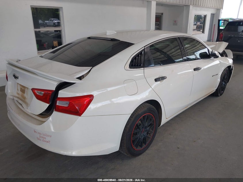 2017 CHEVROLET MALIBU auction photo 4