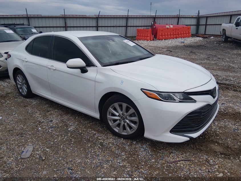2020 TOYOTA CAMRY auction photo 1
