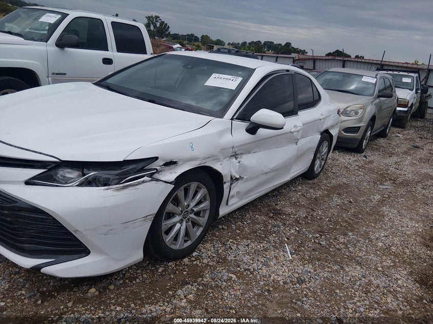 2020 TOYOTA CAMRY auction photo 6