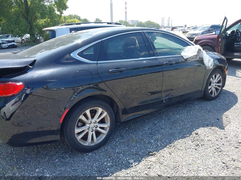 2015 CHRYSLER 200 auction photo 4