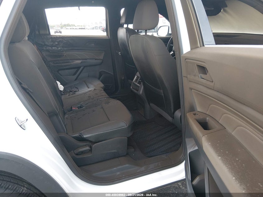 2022 VOLKSWAGEN ATLAS CROSS SPORT auction photo 8