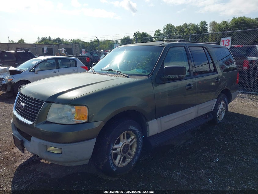 2003 Ford Expedition, Обычный износ, IAAI, VIN 1FMPU16L23LB34131 — фото 2