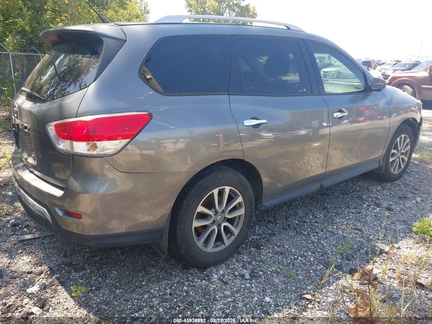 2016 NISSAN PATHFINDER auction photo 4