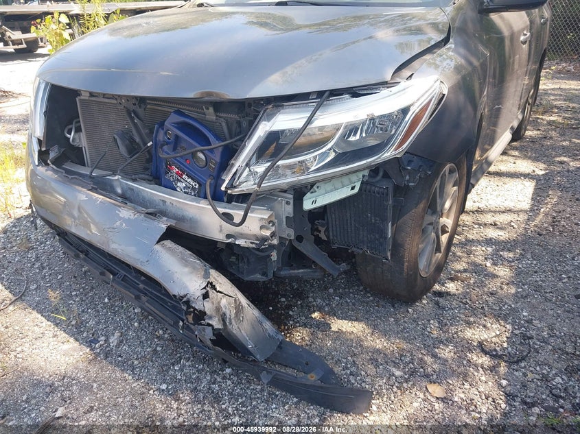 2016 NISSAN PATHFINDER auction photo 6