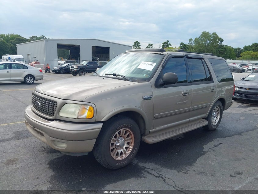 2002 Ford Expedition, Звичайний знос, IAAI, VIN 1FMRU17LX2LA24711 — фото 2