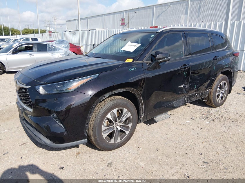 TOYOTA HIGHLANDER - zdjęcie 2