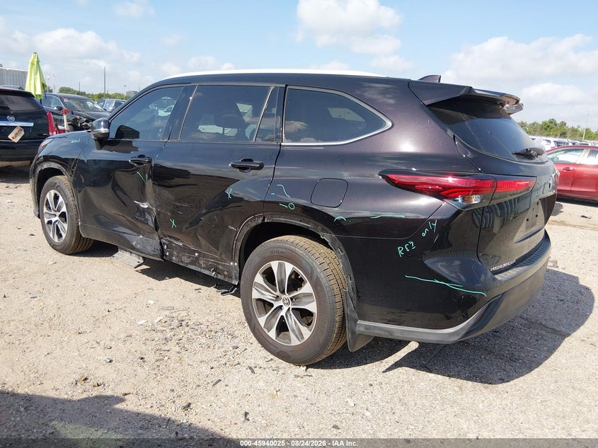 TOYOTA HIGHLANDER - zdjęcie 3