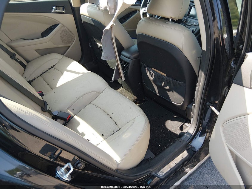 2013 KIA OPTIMA HYBRID auction photo 8
