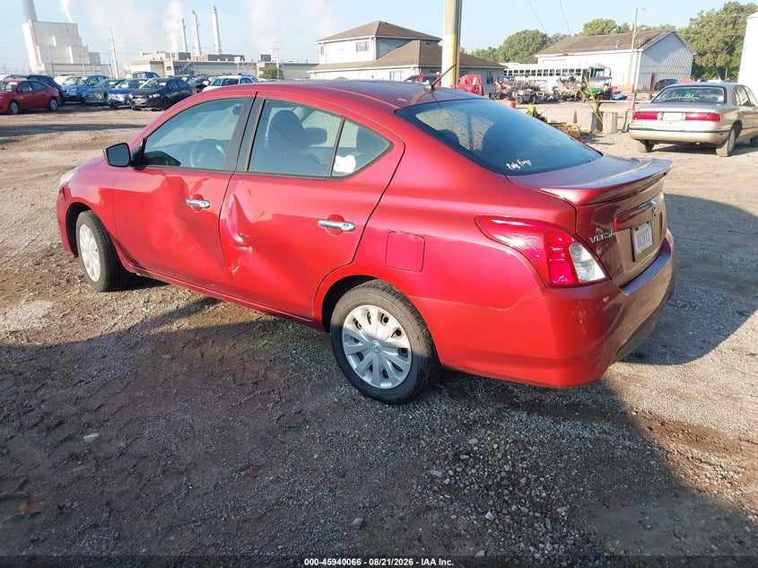 2017 NISSAN VERSA auction photo 3
