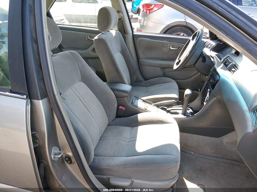 2001 TOYOTA CAMRY auction photo 5