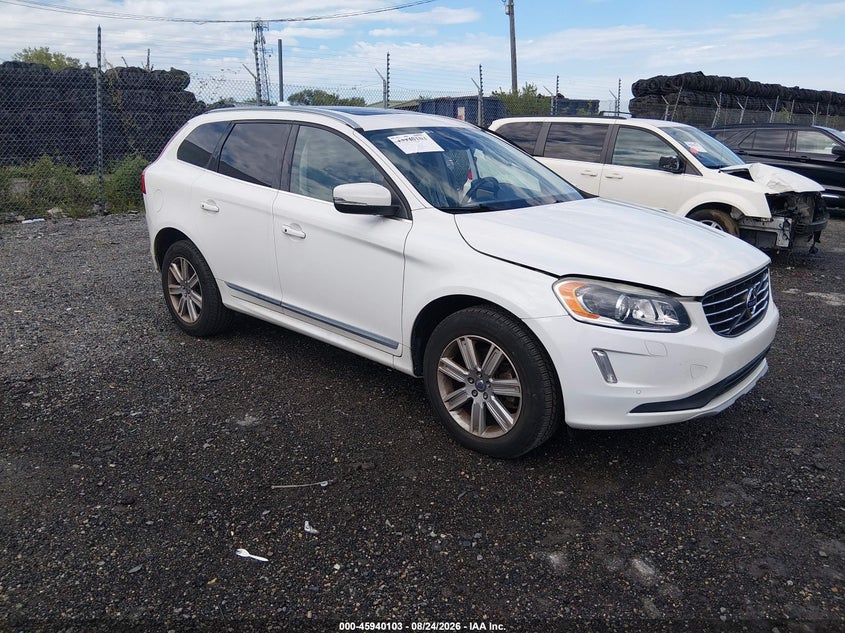 2017 VOLVO XC60 auction photo 1