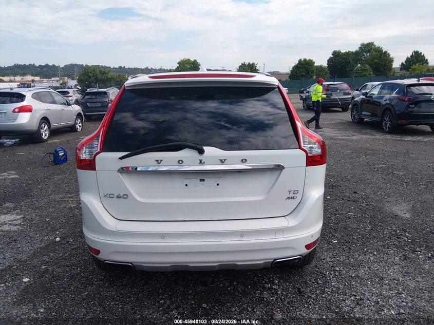 VOLVO XC60 - zdjęcie 16