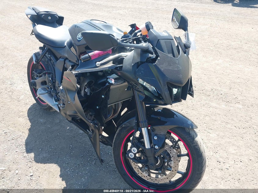 YAMAHA YZFR7 2025