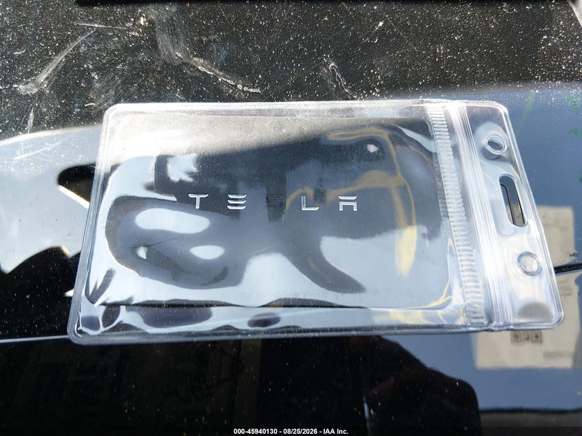 TESLA MODEL 3 - zdjęcie 11