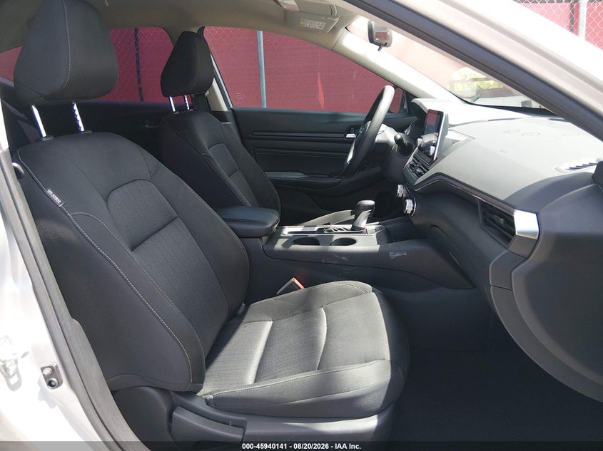 2020 NISSAN ALTIMA auction photo 5