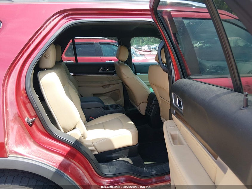 2016 FORD EXPLORER auction photo 8